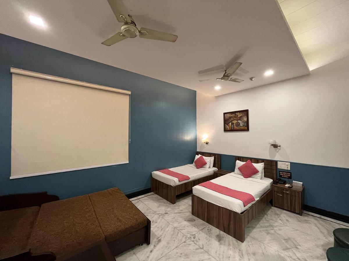 Hotel Moti Palace Agra  Esterno foto