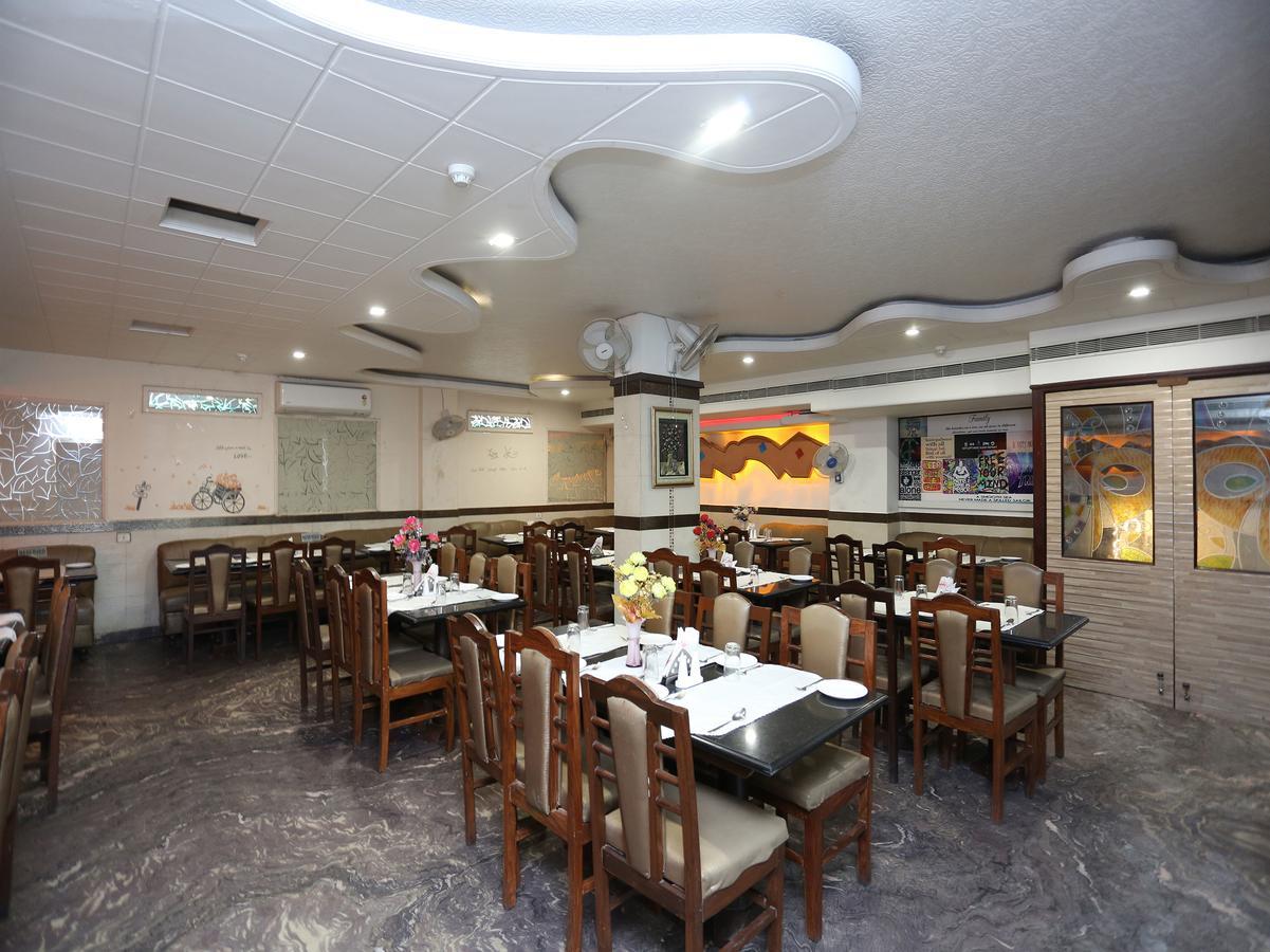Hotel Moti Palace Agra  Esterno foto