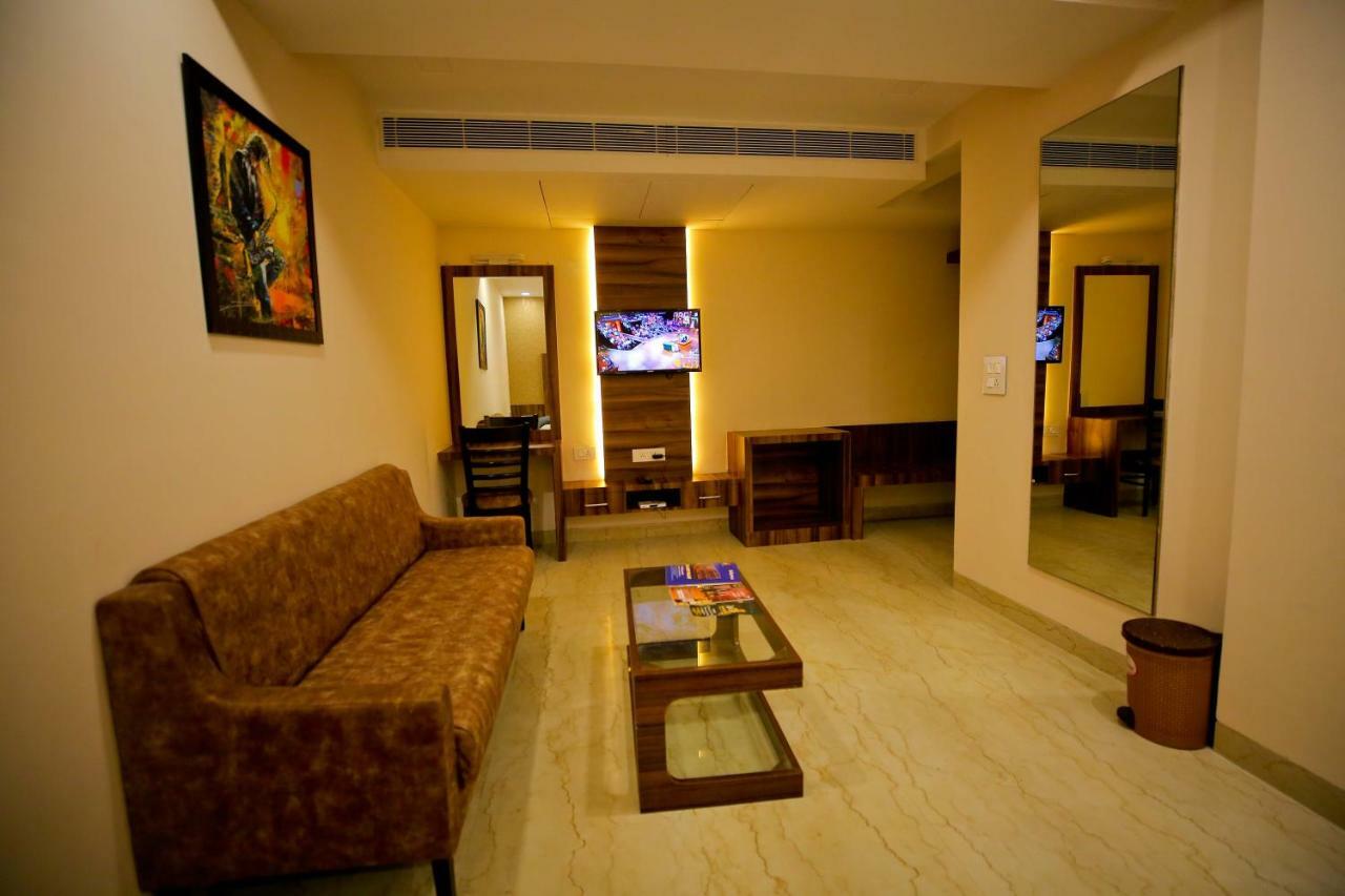 Hotel Moti Palace Agra  Esterno foto