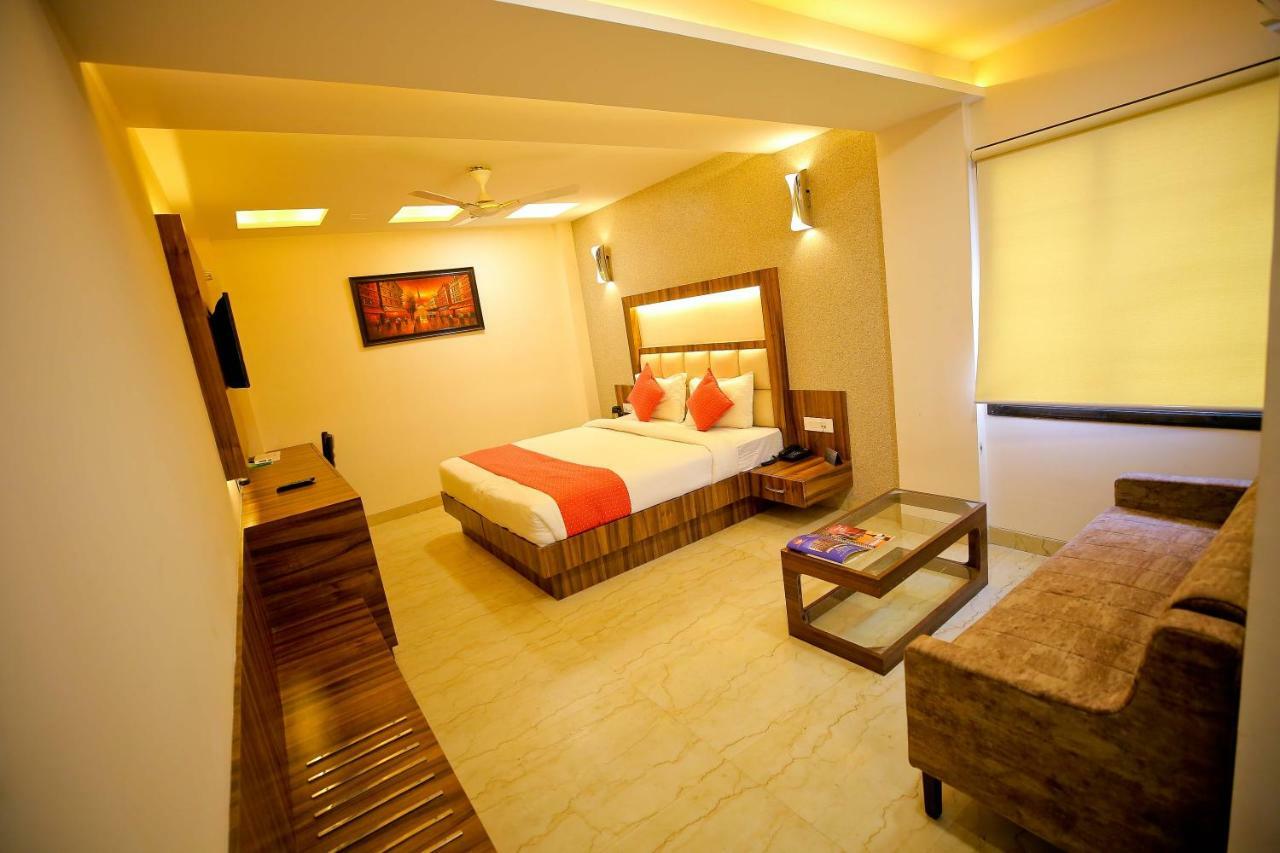 Hotel Moti Palace Agra  Esterno foto